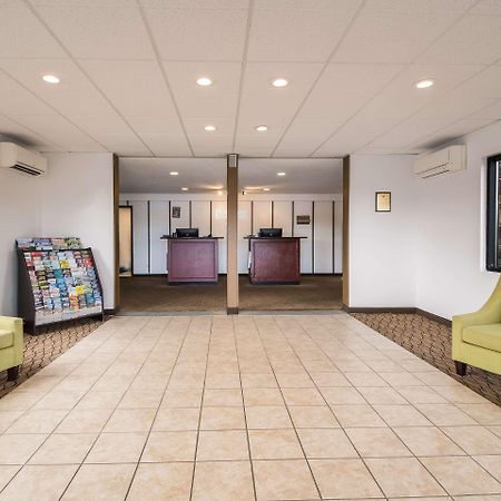Rodeway Inn & Suites Portland - Jantzen Beach Exterior foto