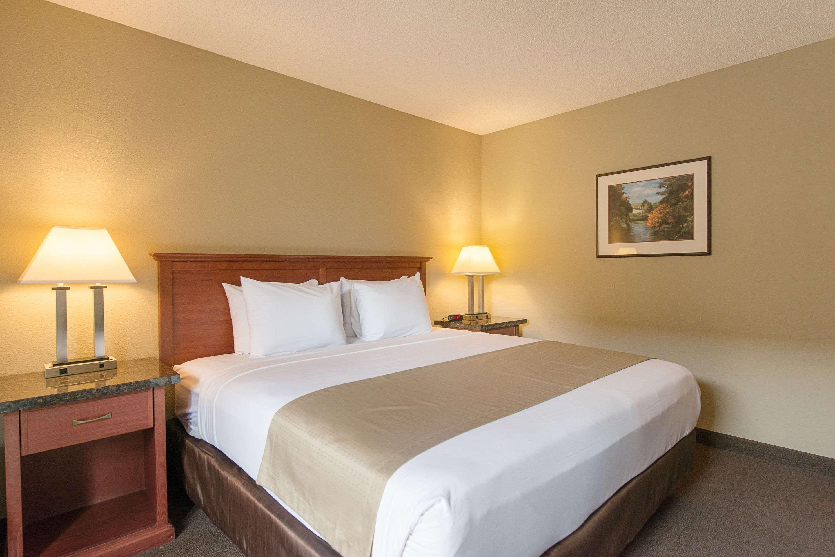 Rodeway Inn & Suites Portland - Jantzen Beach Exterior foto