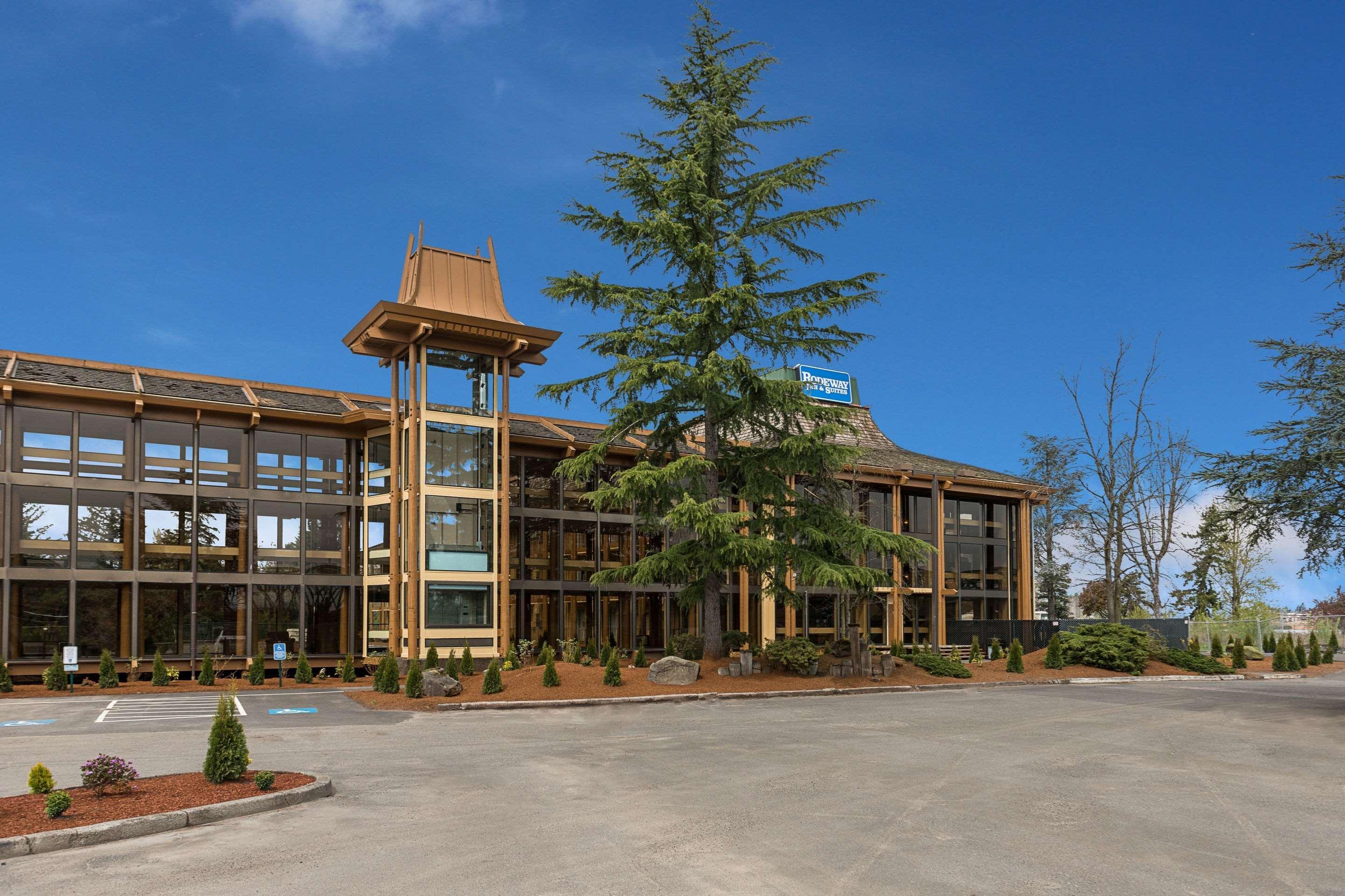 Rodeway Inn & Suites Portland - Jantzen Beach Exterior foto